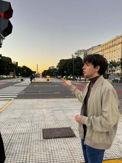 100% History and architecture of Buenos Aires - Start at Plaza de Mayo: the city’s history in plain sight