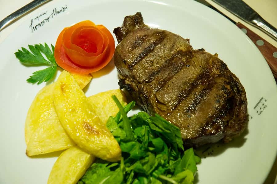 BA: Tango Show and Optional Dinner at Esquina Homero Manzi - Drinks, Seating, and the Little Money-Savers