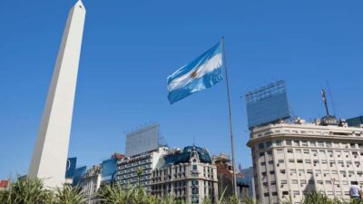 Best of Buenos Aires: Private Walking Tour with a Local - La Boca by foot: color, street art, and tango nearby