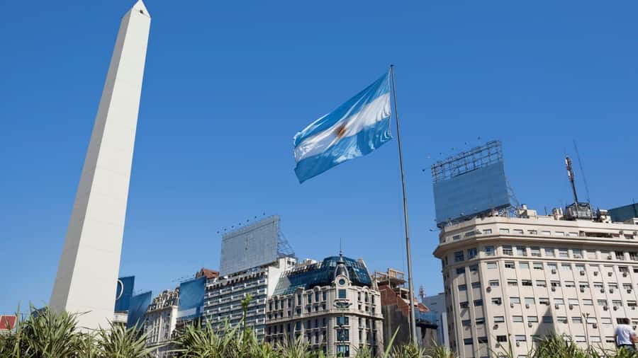 Best of Buenos Aires: Private Walking Tour with a Local - La Boca by foot: color, street art, and tango nearby