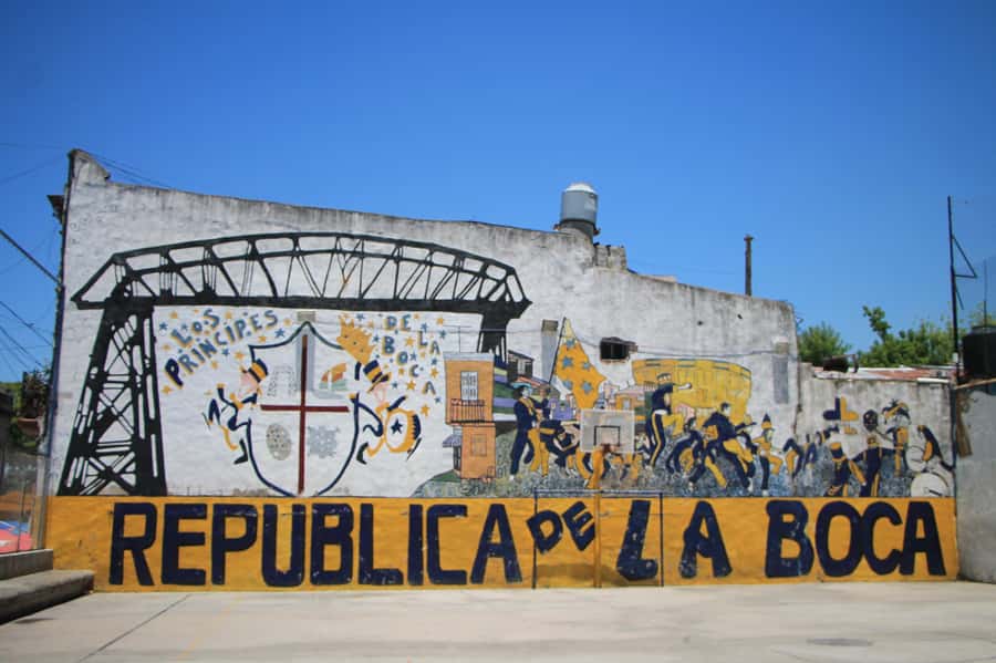Boca tour: Tango, Soccer, Art and Immigration - Meeting at Venezuela 649: How You Start This La Boca Tour