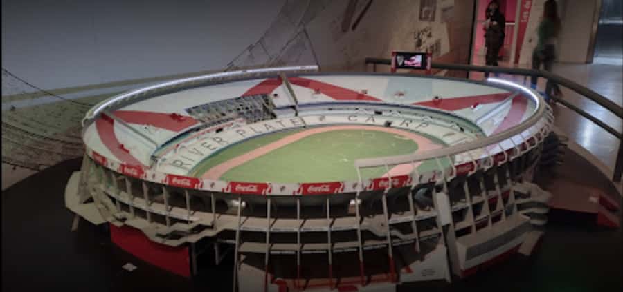 Buenos Aires: Boca Juniors and River Plate Football Tour - Getting Picked Up in Downtown Buenos Aires (and Why It Helps)