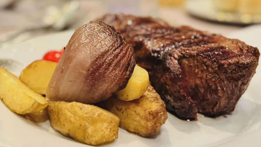 Buenos Aires: Cafe Los Angelitos Tango Show, Optional Dinner - What the Evening Feels Like: Menu, Drinks, Then Lights Dim