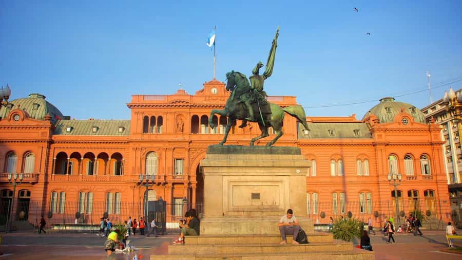 Buenos Aires: City Highlights Guided Tour with Transfer - Plaza de Mayo: the City’s Political Center in Walking Distance