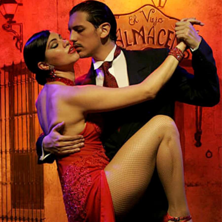 Buenos Aires: El Viejo Almacén Tango Show Ticket & Transfer - Who should book this tango show with transfer