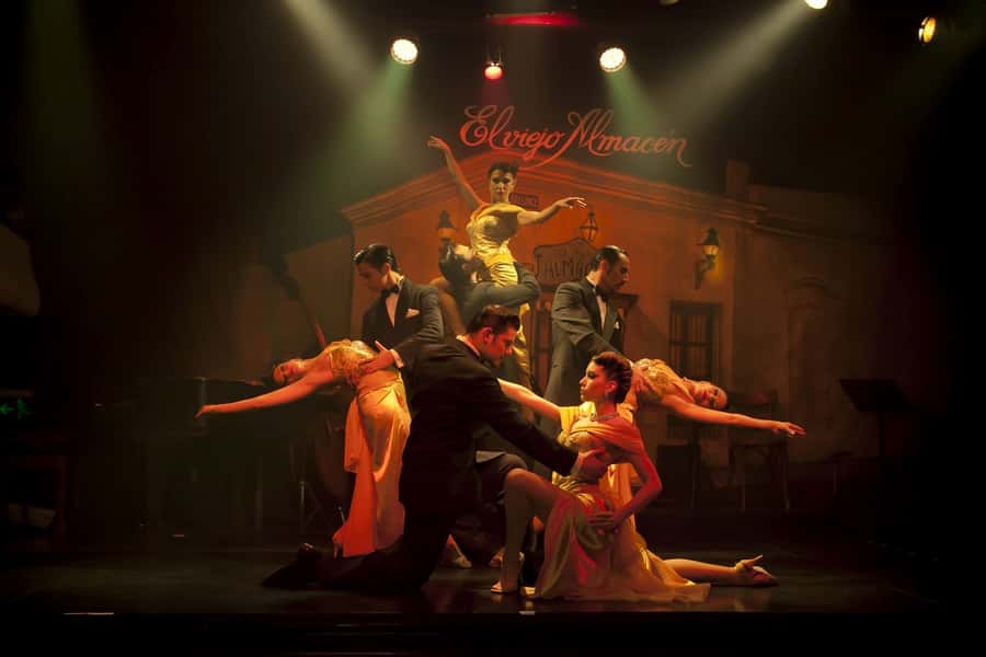 Buenos Aires: El Viejo Almacén Tango Show Ticket & Transfer - Getting to the show: hotel pickup, Spanish driver, and real timing
