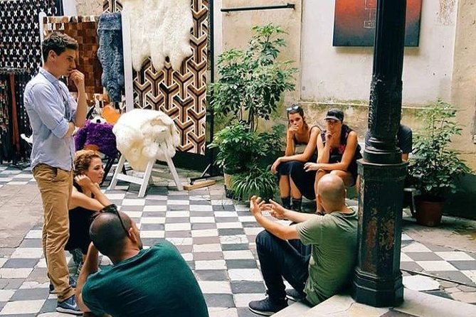 Buenos Aires for curious people - Starting at Bar Británico: the curious-person tone