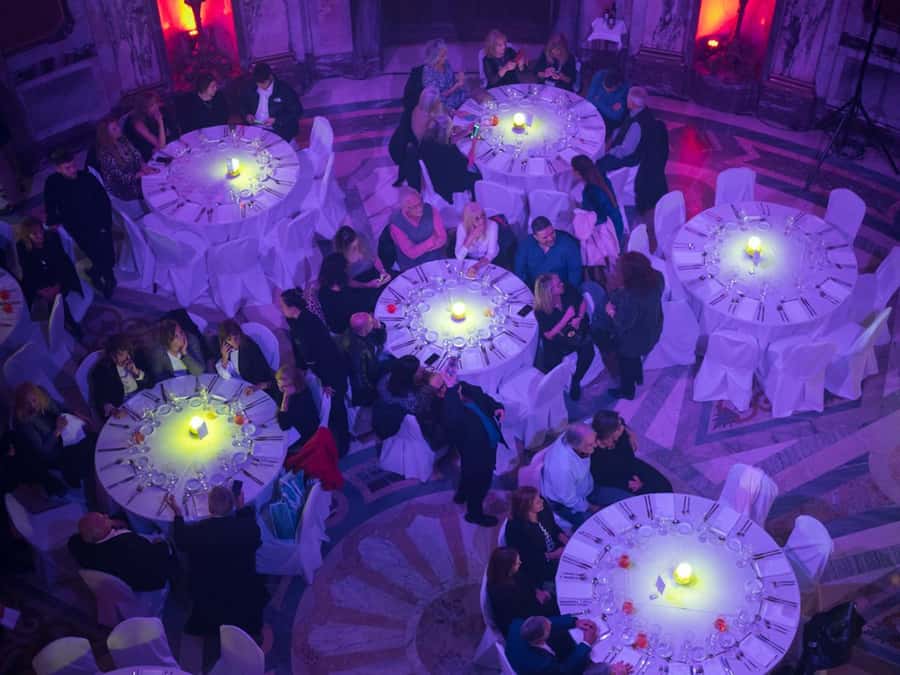 Buenos Aires: Gala Lírica Tickets at Palacio Paz. - Drinks, Aperitif, and the Table-First Feel