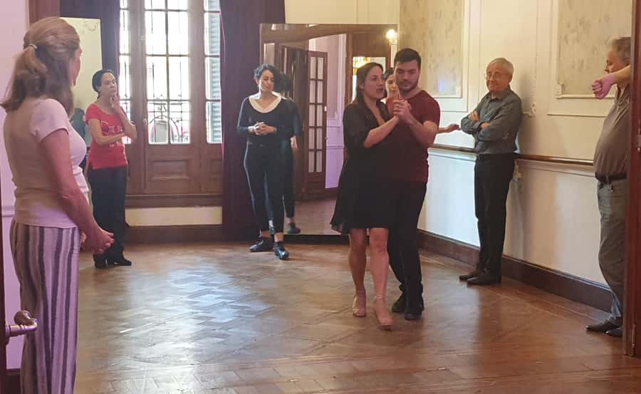 Buenos Aires: Group tango class with mate and snacks - Key tango class takeaways (what matters most)