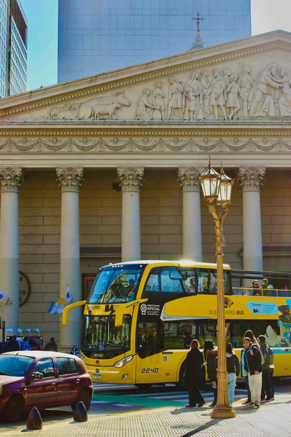 Buenos Aires Hop-On Hop-Off Bus and Exclusive Benefits - Audio guide in 9 languages: helpful context, occasional quirks