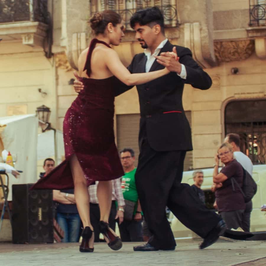 Buenos Aires: Intimate Tango Experience - Masculine and feminine roles in tango, explained in plain terms