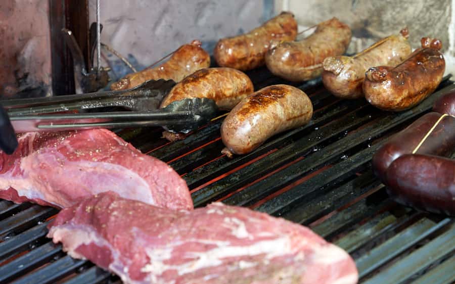 Buenos Aires: Join a Local Family for an Argentine Barbecue - Argentine Wine and the Drinks That Match the Grill