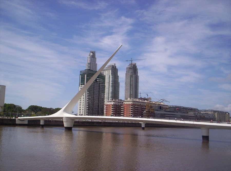 Buenos Aires: Panoramic Bus Tour - Puerto Madero: modern Buenos Aires with the Women’s Bridge and more