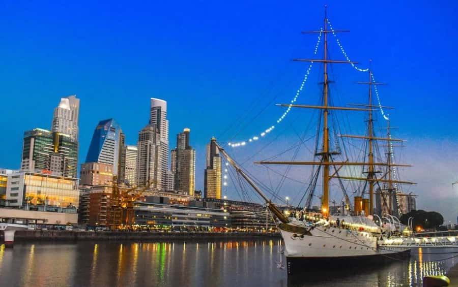 Buenos Aires Premium city tour with street food - Price and logistics for a 5-hour Buenos Aires sampler