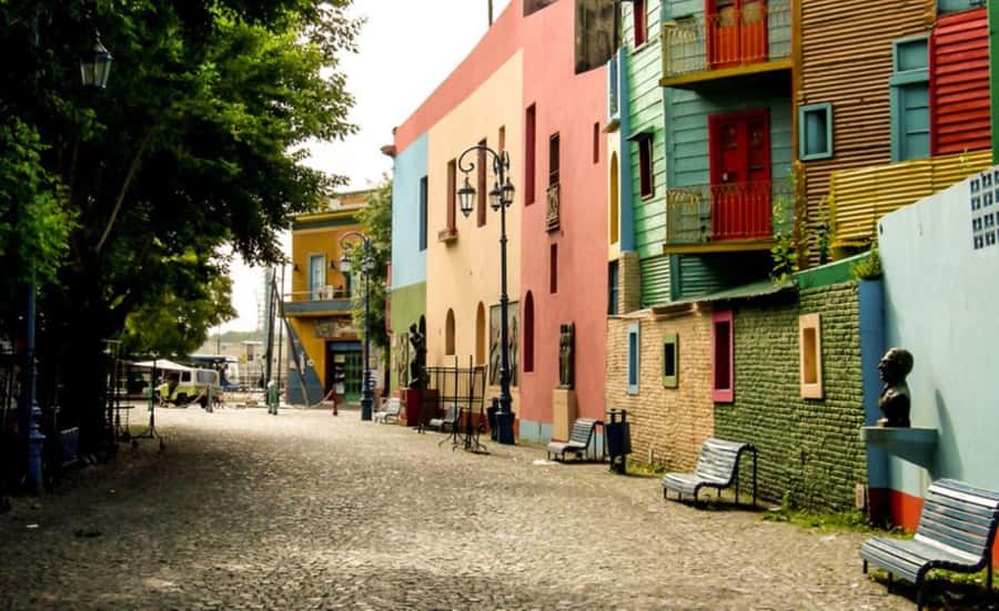 Buenos Aires Premium city tour with street food - Recoleta and the El Ateneo Grand Splendid bookstore stop