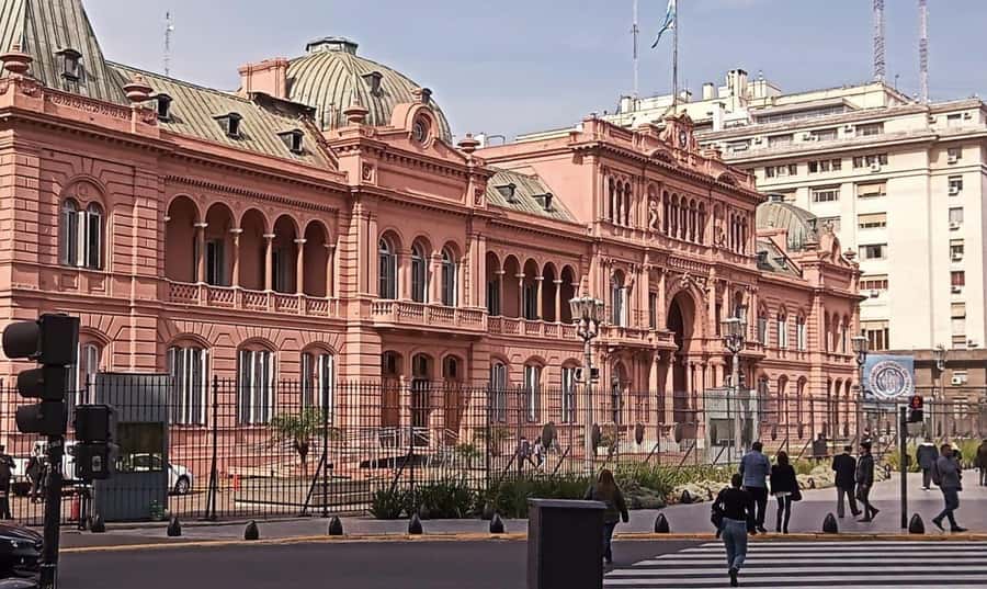 Buenos Aires Premium city tour with street food - Who should book this tour (and who should skip it)