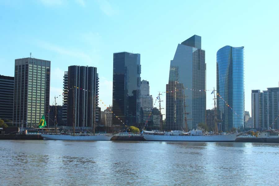 Buenos Aires: Premium Delta Navigation round trip - Tigre on your timetable: lunch, shopping, and short sightseeing sprints