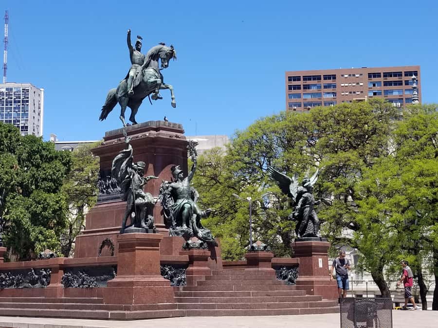 Buenos Aires: Private City Tour by Car with Hotel or Pickup - A 6-hour private drive that keeps Buenos Aires efficient