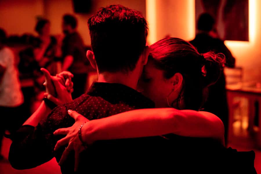 Buenos Aires: Private Tango Lesson - What You’ll Learn: Embrace, Walk, Basic Step, and the Ocho