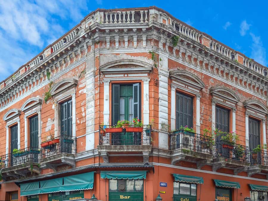 Buenos Aires: San Telmo and Market Guided Walking Tour - Iglesia y Convento de San Francisco: Where the Architecture Does the Teaching
