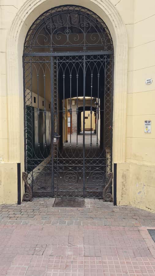 Buenos Aires: San Telmo, History, Bars, and Tango! - Russian Orthodox Church of the Holy Trinity: Domes That Break the Pattern
