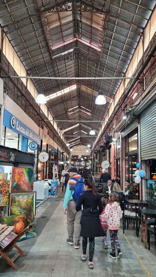 Buenos Aires: San Telmo, History, Bars, and Tango! - Otto Wulff Building, Mafalda, and the Faces of the Neighborhood