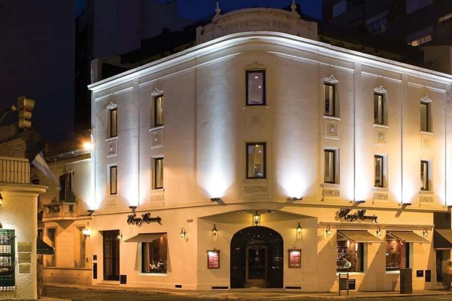 Buenos Aires: Tango Show "Viejo Almacén" & optional dinner - Timing in Buenos Aires: pickup, dinner, then the 10:00 PM start