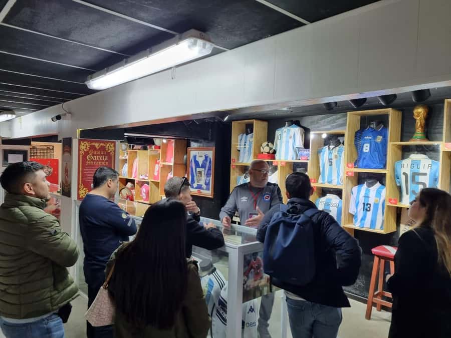 Buenos Aires: Visit to the Diego Armando Maradona Stadium - El Templo del Fútbol Museum: What fan-made means in practice