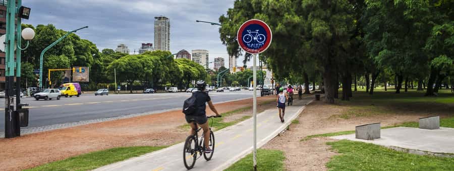 City Bike Tour in Palermo and Recoleta - Plaza San Martín to Avenida del Libertador: Getting Your Bearings Fast