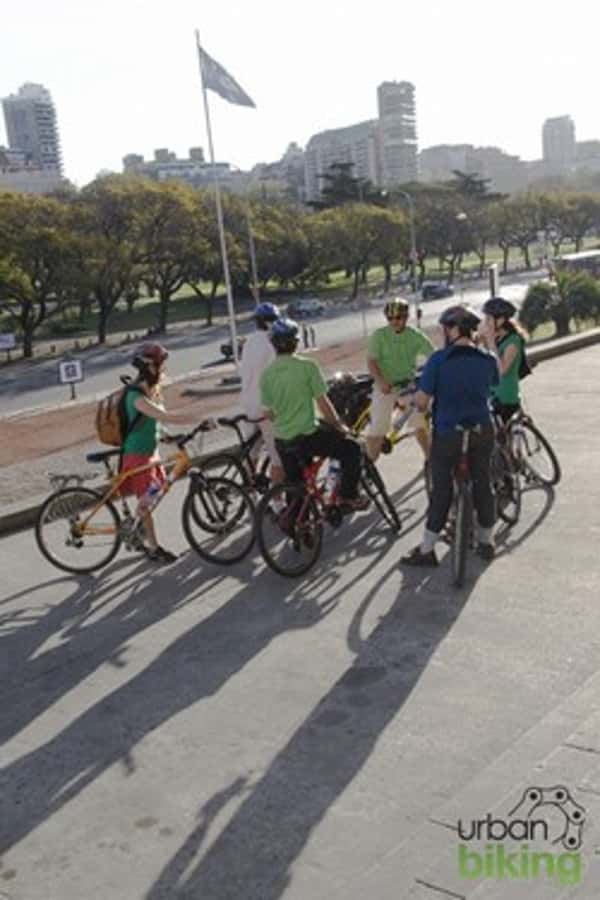 City Bike Tour in Palermo and Recoleta - Bosques de Palermo and the Rosedal: Green Breaks Between Landmarks