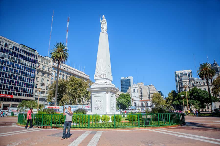Classic City Tour of Buenos Aires: Neighborhoods and Emblems - Plaza de Mayo and the Casa Rosada-Cathedral-Cabildo zone