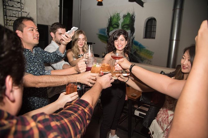 Cocktail tour in Buenos Aires - Where It Begins: Bar Punto Mona and Your Welcome Cocktail