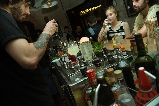 Cocktail tour in Buenos Aires - Timing Reality Check: Dress Code, Pace, and When to Keep Your Schedule Flexible