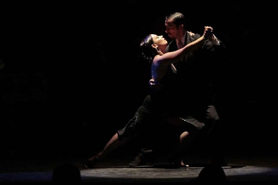 Esquina Homero Manzi Dinner and Tango Show - The Tango Show: Bandoneón, Homero Manzi, and 15 Artists in Motion