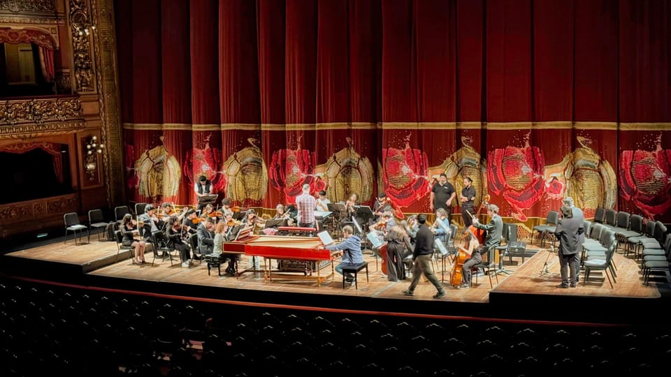 Experience Teatro Colon : Secure your Tour today!!! - Timing: Start Times, Light, and How to Get Good Photos