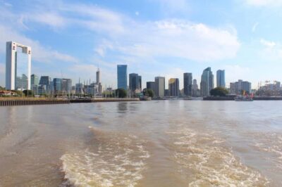 From Buenos Aires: Tigre & Delta with Sailing Premium Tour - The sailing stretch: 1 hour 50 minutes of river views (and an audio guide)