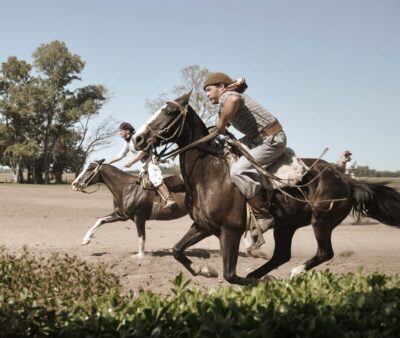 Full-Day at Santa Susana Ranch with BBQ, Drinks and Show - Santa Susana Ranch: chapel, museum, and the working-estancia feel