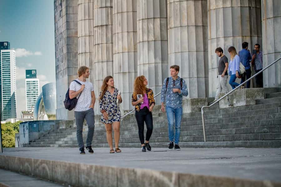 Full Day City Tour Buenos Aires, Recoleta Cemetery and Tigre - Timing, guide quality, and how to handle schedule changes