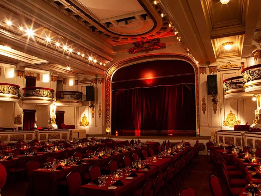 Piazzolla Tango: Only Show + Beverages - The optional free tango lessons: useful, not mandatory