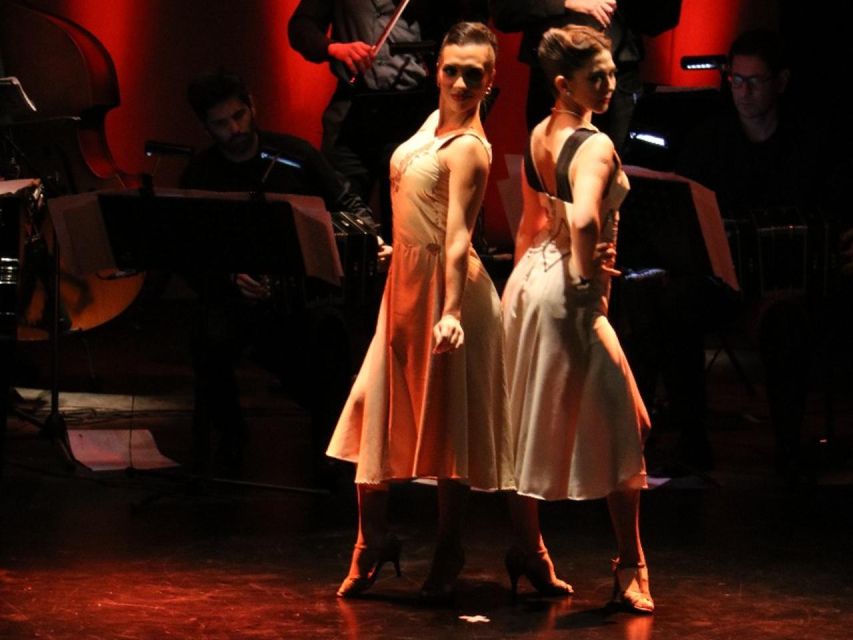 Piazzolla Tango: Only Show + Beverages - The theater setting: why it’s worth dressing for