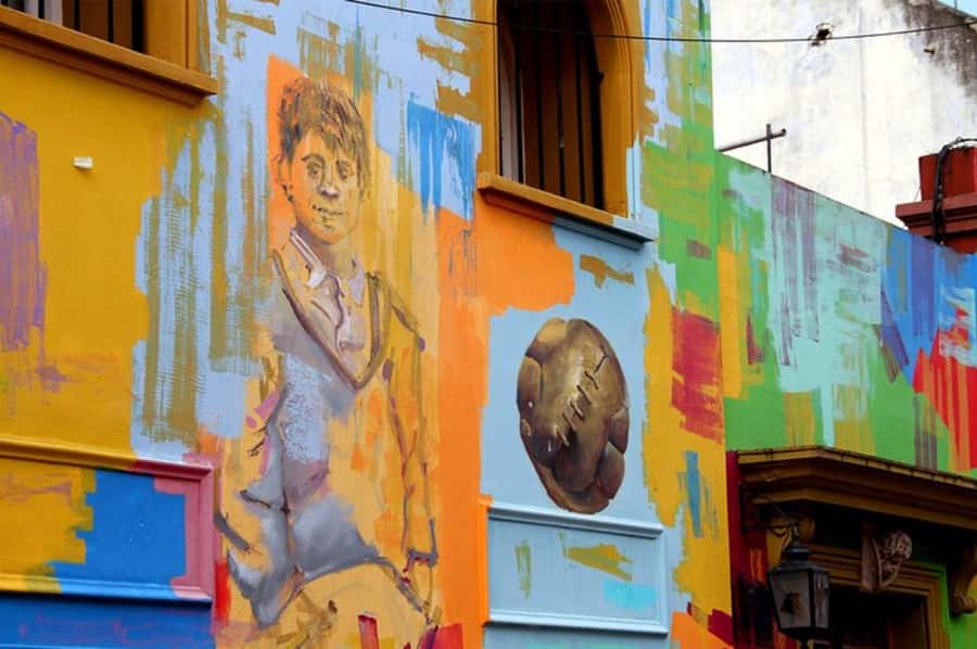 Premium Argentinian Wine and Malbec Tasting & Urban Art Tour - Urban art context: getting history without losing the fun