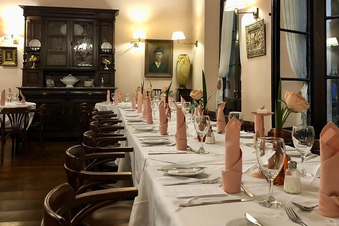 Premium Day Tour to Colonia del Sacramento - Lunch at Mesón de la Plaza: the included meal that keeps the day from feeling rushed