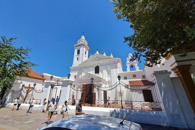 Private City Tour in Car of Buenos Aires with a Local Guide - Recoleta and the UBA Law Faculty area: elegant streets and cemetery context