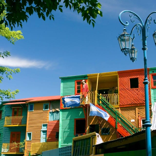 Private City Tour of Buenos Aires + Tigre Delta - Puerto de Frutos: handicrafts and a real browsing break