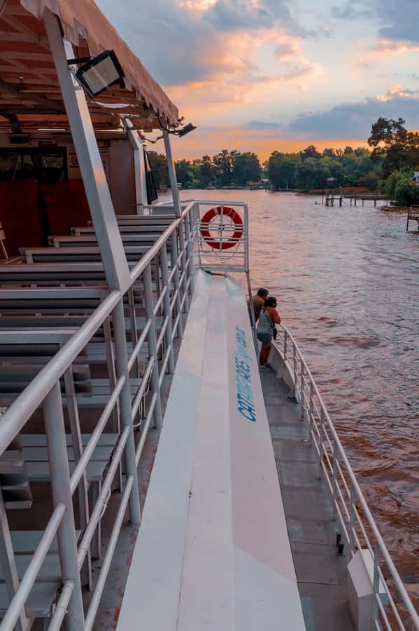 Private Day Trip to Tigre Delta from Buenos Aires - Paseo Victorica: the quick riverfront walk that rounds out the day