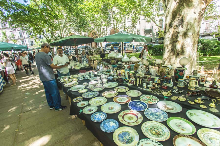 Private Fullday Trip to Montevideo from Buenos Aires - Quick but meaningful landmarks: Plaza Virgilio, Palacio Legislativo, Barrio Carrasco, Parque Batlle
