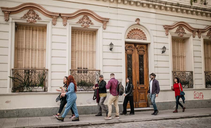San Telmo: Historical Guided Tour with Street Food & Drinks - Cobblestone streets and landmarks: why the walking part matters