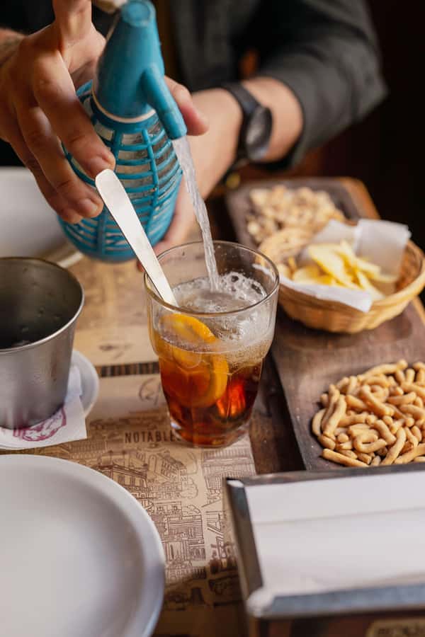 San Telmo: Historical Guided Tour with Street Food & Drinks - Dessert at a local favorite: the sweet finish you can plan around