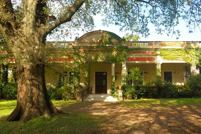 Tailor-made Day Tour to San Antonio de Areco & Estancia El Ombu - Morning logistics: pickup, Ruta 8, and the clock you can trust