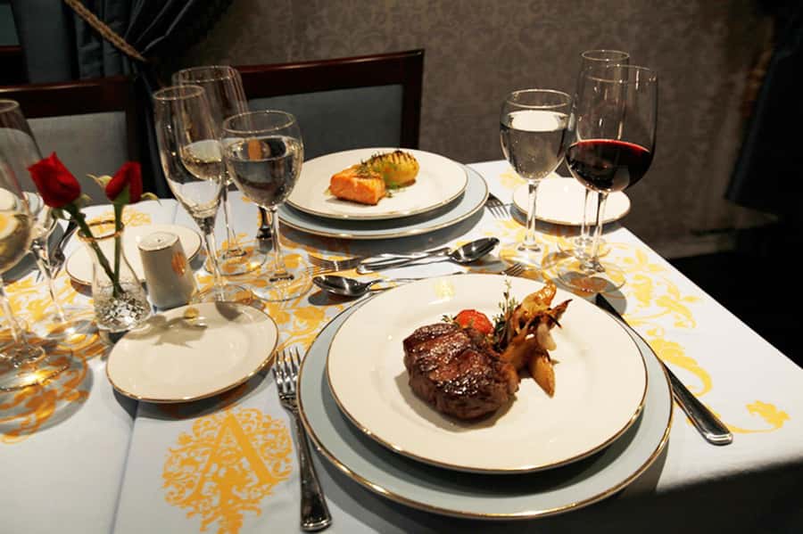 Tango Show at Café de los Angelitos - Price and value: does $80 cover what you really want?